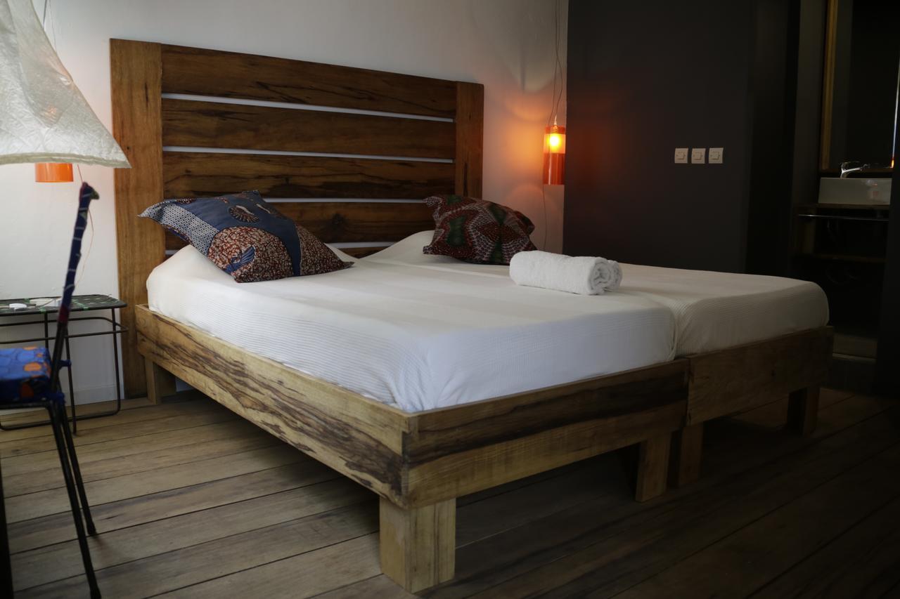 Siki Hotel 세인트루이스 외부 사진